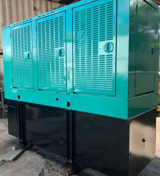 Low Hours Cummins 150kW Diesel Generator