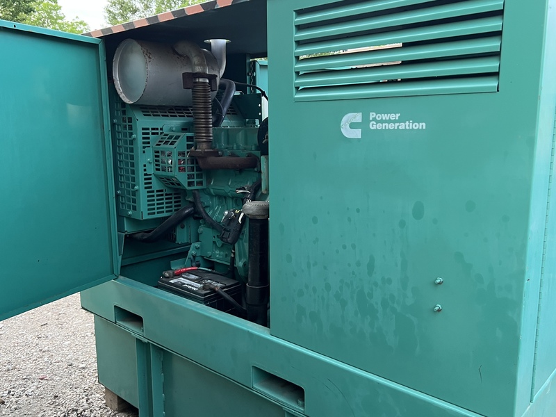 Low hours Cummins Onan 15kW Diesel Generator