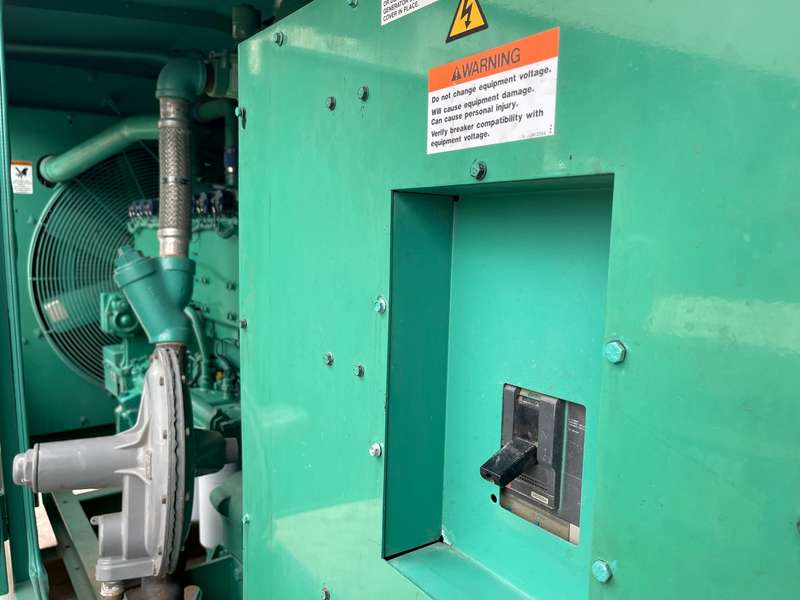 Like New Cummins GTA19 Gas Generator
