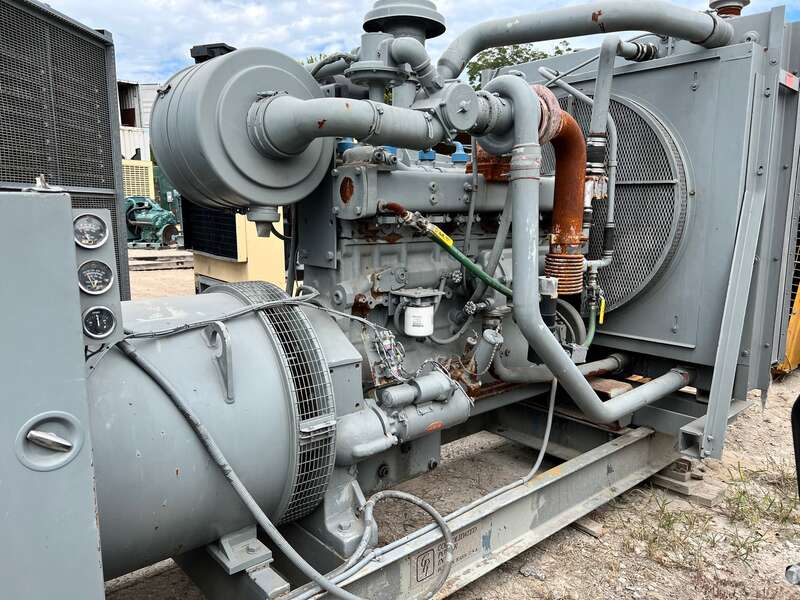 Low Hours Cummins GTA855 Gas Generator