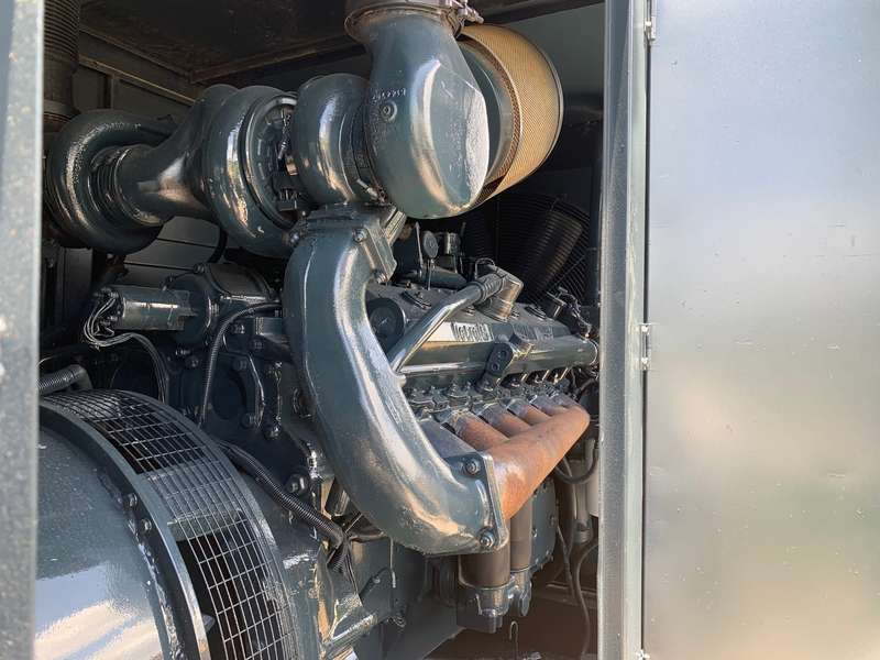 Low Hours Stewart and Stevenson 425kW Diesel Generator