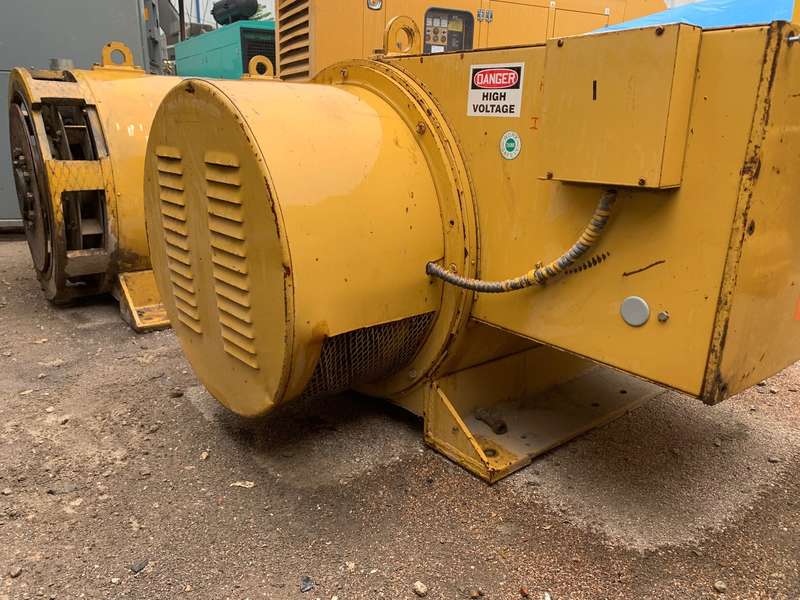Used Kato 300kW Generator End