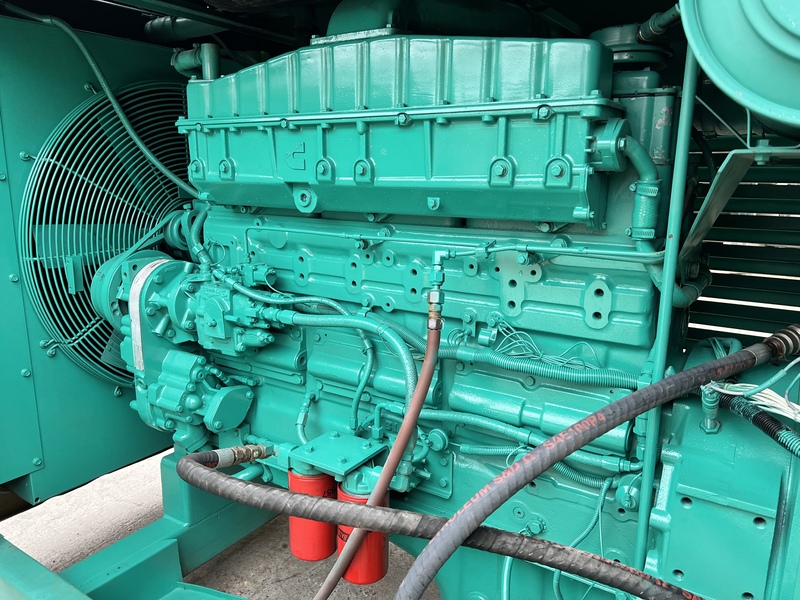 Used Onan 300DFCB Diesel Generator