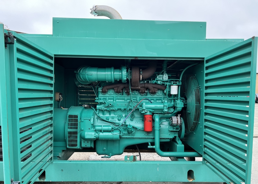 Used Onan 300DFCB Diesel Generator