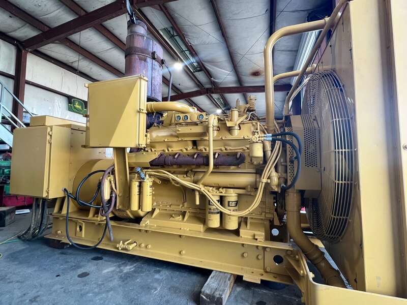 Low Hours Caterpillar 600kW Diesel Generator