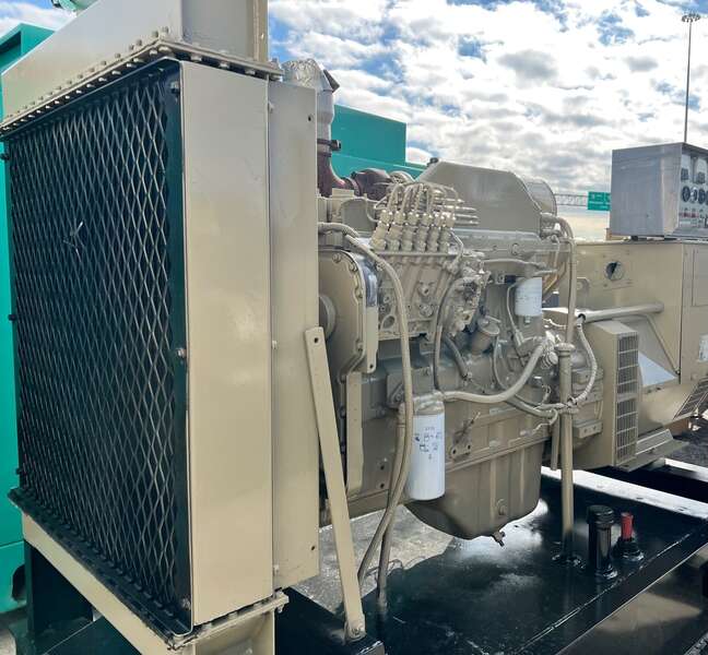 Used Cummins 200kW 6CTA Diesel Generator