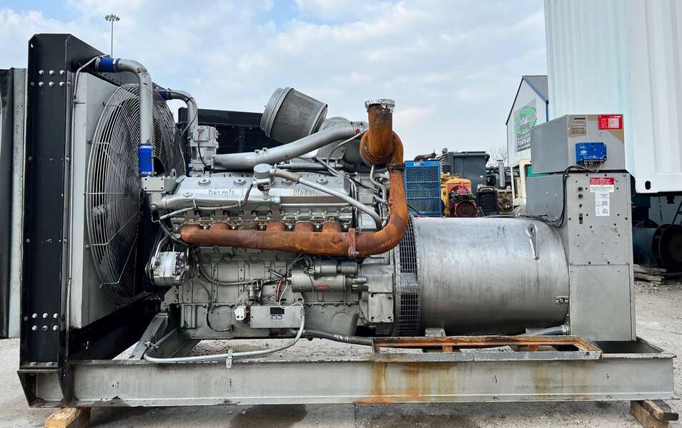 Low hours Detroit 12V71 Diesel Generator