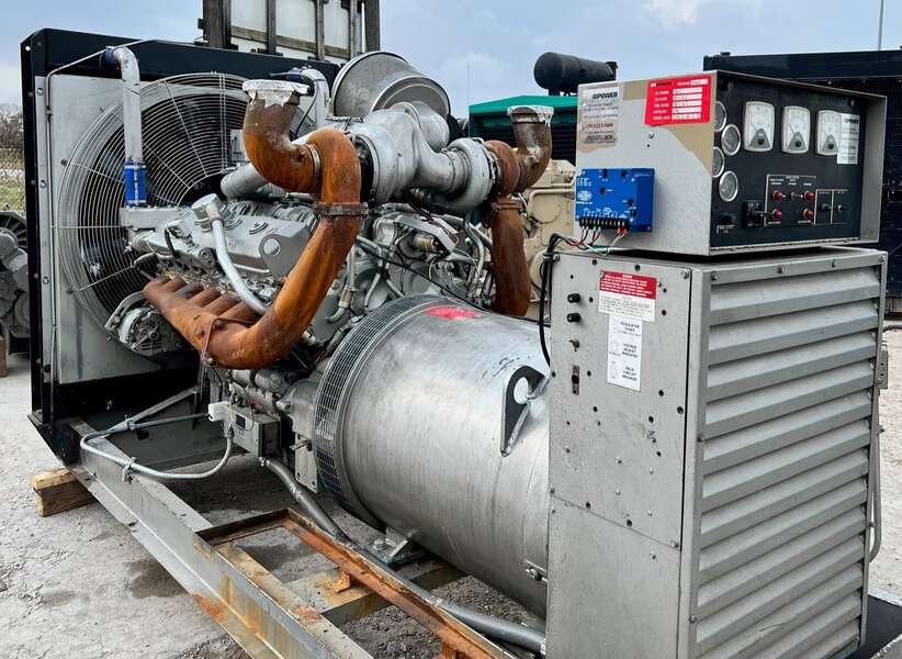 Low hours Detroit 12V71 Diesel Generator