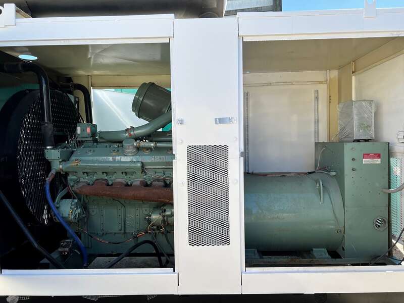 Low Hours Detroit 12V71 Diesel Generator