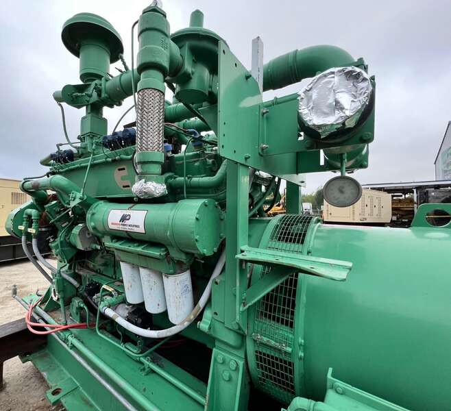Low Hour Cummins GTA28 Gas Generator