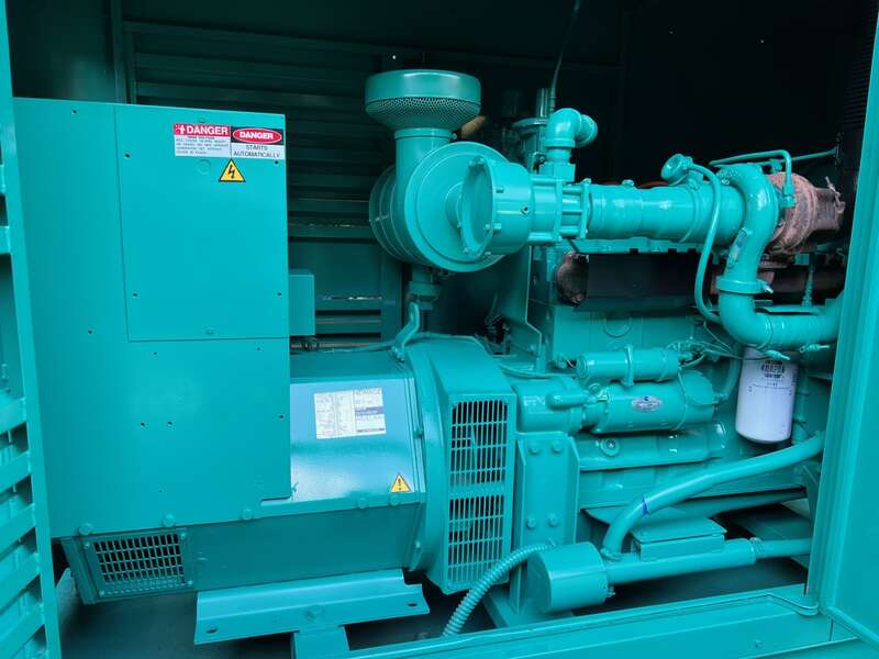 Low Hour Cummins 150kW Gas Generator