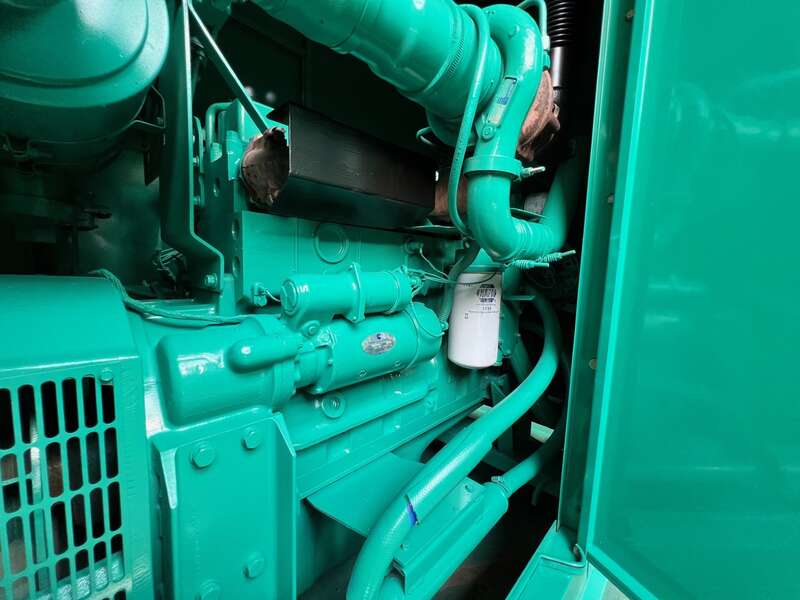 Low Hour Cummins 150kW Gas Generator
