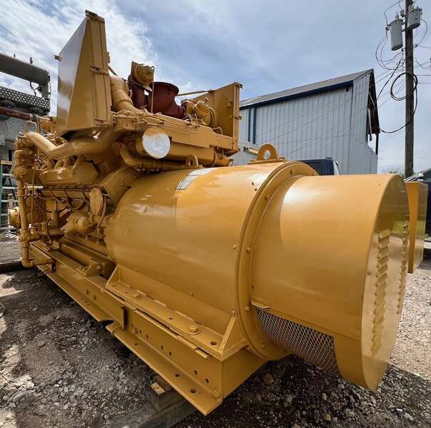 Used Caterpillar 650kW Gas Generator