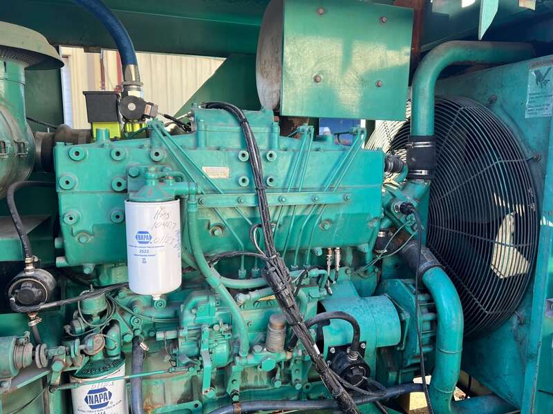 Used Onan/Komatsu 150kW Diesel Generator