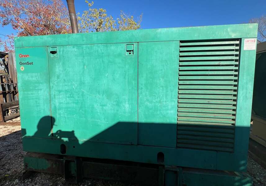 Used Onan/Komatsu 150kW Diesel Generator