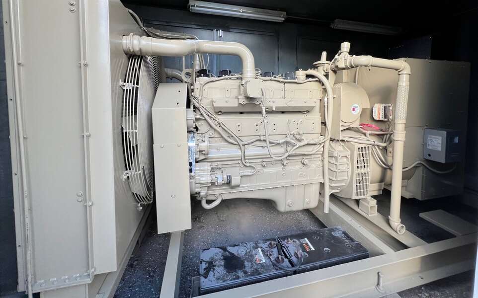 Low hours Cummins GTA14 Gas Generator