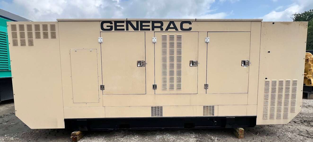 Used Generac SG300 Gas Generator