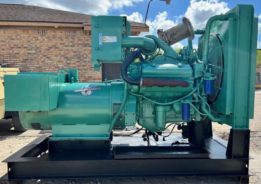 Used Detroit 250kW Diesel Generator