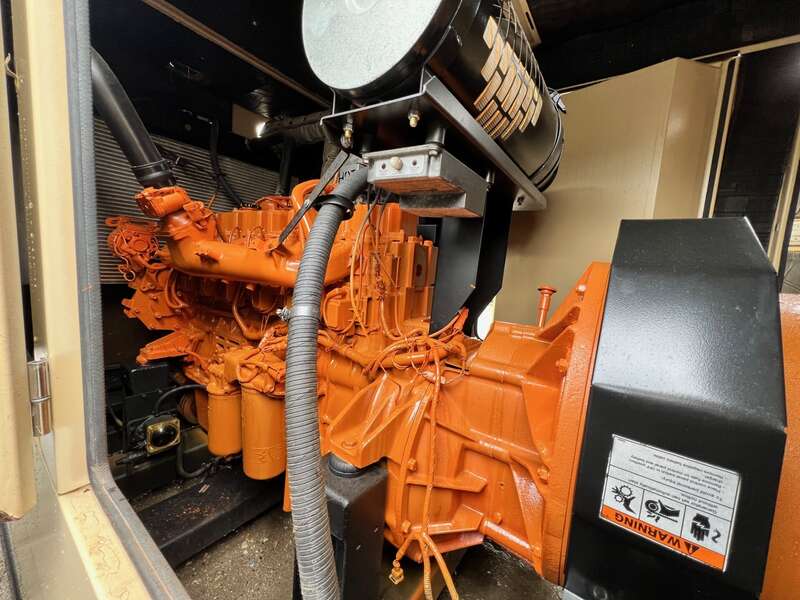 Used Generac SG300 Gas Generator