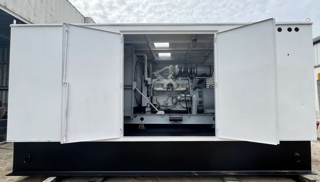 Used Spectrum 600kW Diesel Generator