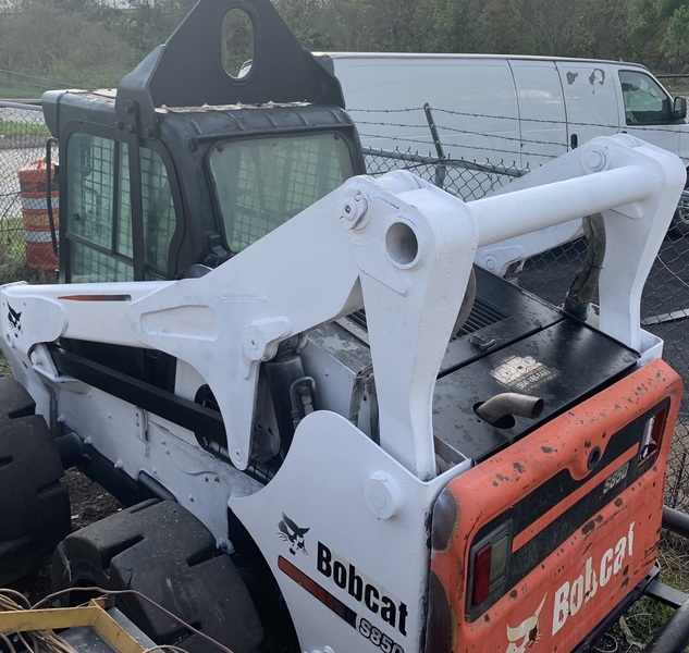 Used Bobcat S850 Skidsteer 