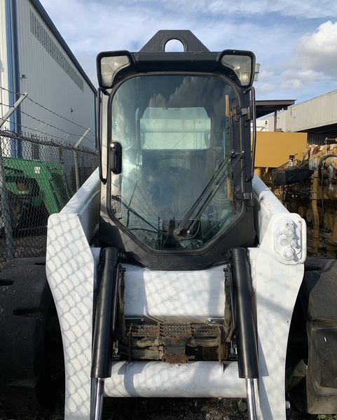 Used Bobcat S850 Skidsteer 