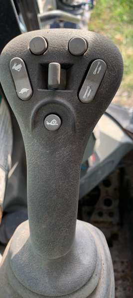 Used Bobcat S850 Skidsteer 