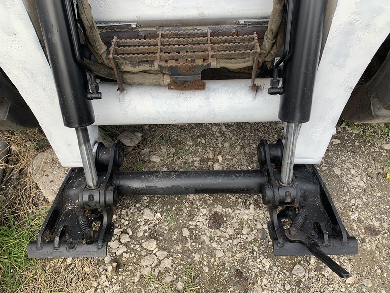 Used Bobcat S850 Skidsteer 