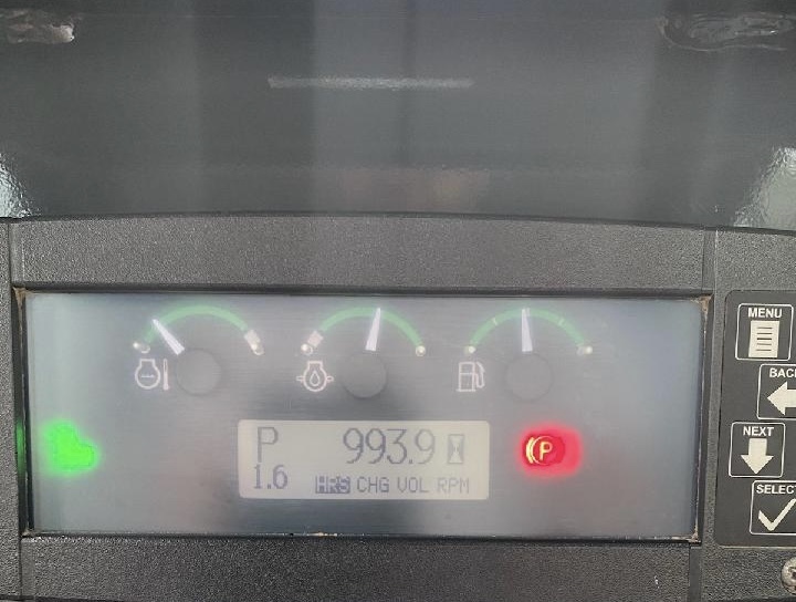 Like new John Deere 450J LGP 