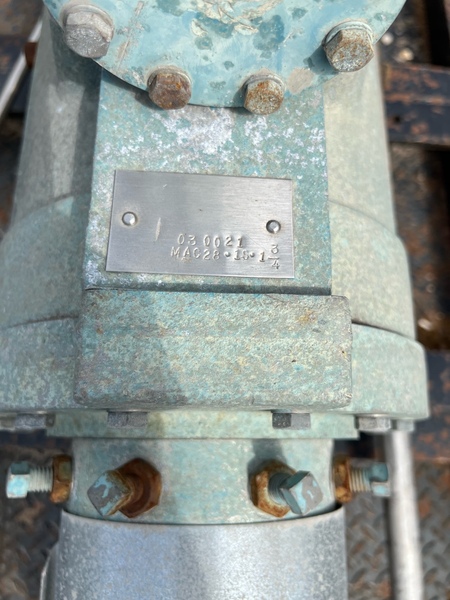 Used MAC 28 pump 