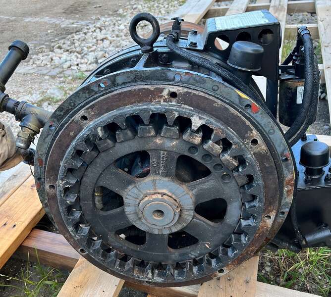 Used Fitz-Twin Disc Hydraulic torque convertor Engine Parts