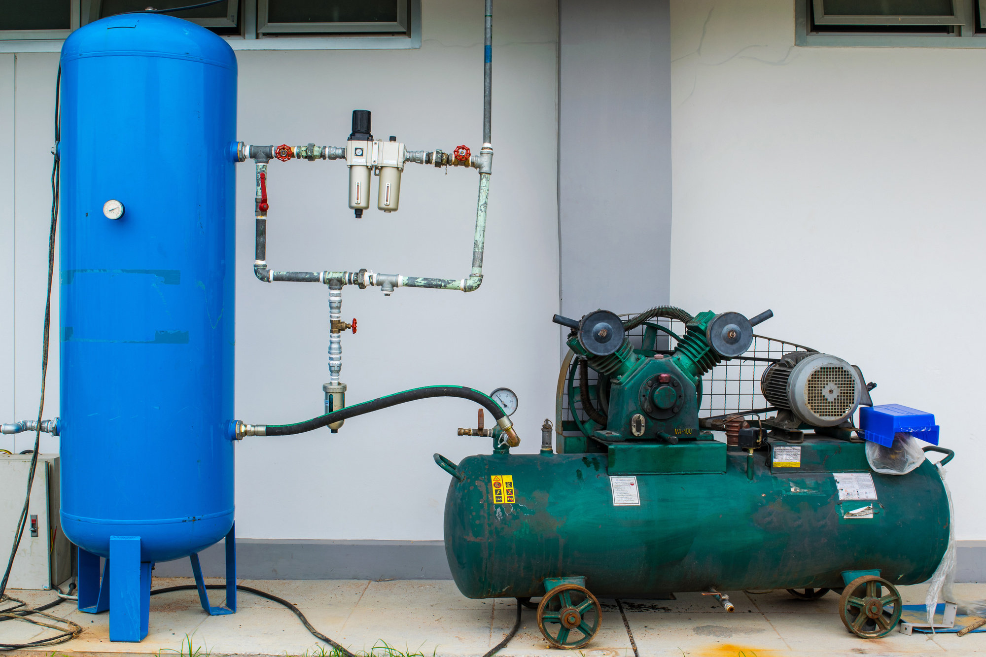 7 Benefits of Purchasing a Used Air Compressor