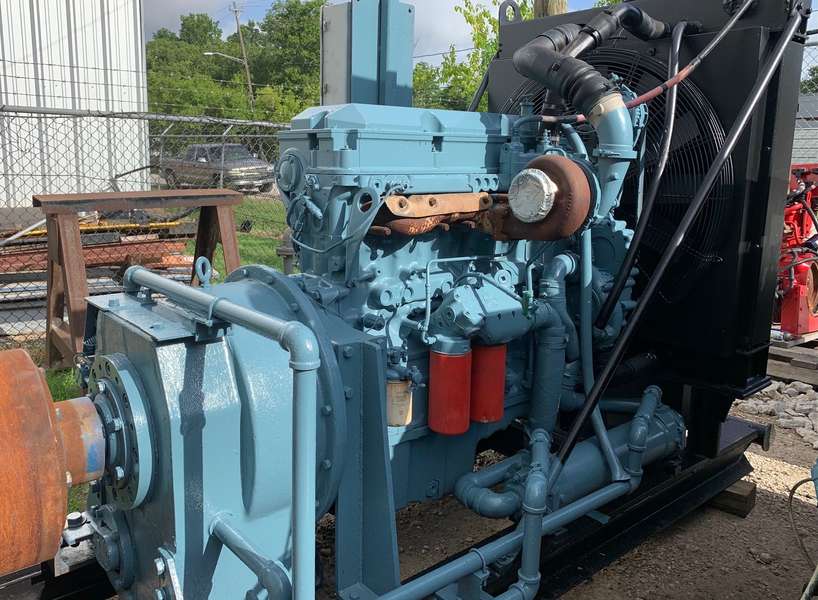 Detroit diesel engine